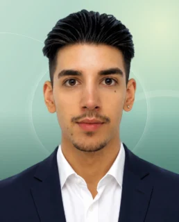 Profilfoto von Görkem aus Esslingen am Neckar. Berufswunsch: Hotelempfang/-rezeption. Branche: Gastronomie, Hotellerie, Tourismus.