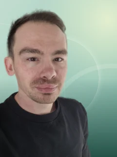 Profilfoto von Giuseppe aus Ditzingen. Berufswunsch: Abfüller/in und Kommissionierer/in. Branche: Lebensmittel, Getränke und Logistik, Transport, Verkehr.