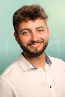Profilfoto von Tom-Manuel aus Kremperheide. Berufswunsch: Logistiker/in und Logistikhelfer/in. Branche: Gastronomie, Hotellerie, Tourismus und Kundenservice.