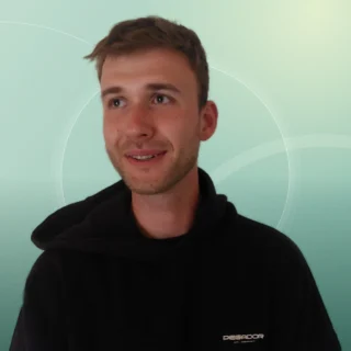 Profilfoto von Florian aus Jemgum. Berufswunsch: Fachkraft – Hafenlogistik und Fachlehrer/in. Branche: Bildung, Pädagogik und Logistik, Transport, Verkehr.
