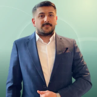 Profilfoto von Bayar aus Bergisch Gladbach. Berufswunsch: Automobilkaufmann/-frau und Automobil-Serviceberater/in. Branche: Beratung, Consulting und Elektronik.