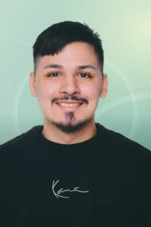 Profilfoto von Joshua aus Gründau. Berufswunsch: Abo-Verkäufer/in und Logistikhelfer/in. Branche: Logistik, Transport, Verkehr.