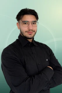 Profilfoto von Tarik aus Warendorf. Berufswunsch: Fachkaufmann/-frau - Vertrieb. Branche: Verkauf, Handel.