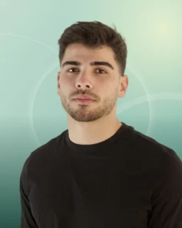 Profilfoto von Luka aus Berlin. Berufswunsch: Fachwirt/in – Fitness und Betriebsleiter/in – Gesundheitswesen/Freizeit/Fitness. Branche: Beratung, Consulting und Events, Messen, Promotion.