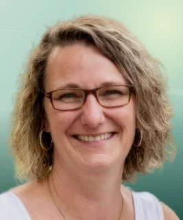 Profilfoto von Nancy aus Schwedt. Berufswunsch: Bürohelfer/in. Branche: Bauwesen, Architektur und Bildung, Pädagogik.