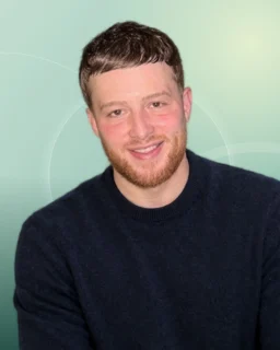 Profilfoto von David aus Hamburg. Berufswunsch: Cloud-Consultant. Branche: IT, Informatik, Programmierung.