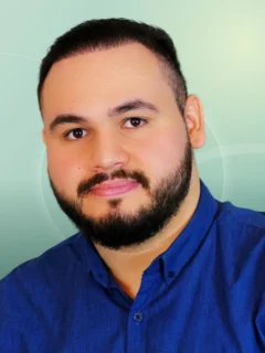 Profilfoto von Enis aus Castrop-Rauxel. Berufswunsch: Personenschützer/in. Branche: Schutz, Ordnung, Sicherheit.