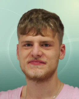 Profilfoto von David aus Seelze. Berufswunsch: Fachlagerist/in. Branche: Logistik, Transport, Verkehr.
