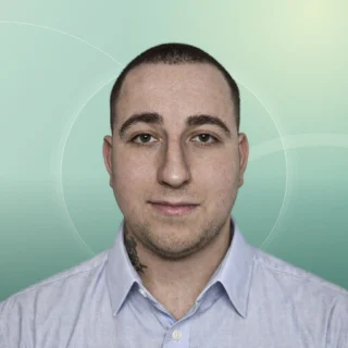 Profilfoto von Vladyslav aus Dörentrup. Berufswunsch: Fahrer/in und Fachkraft – Kurier-, Express- und Postdienstleistungen. Branche: Logistik, Transport, Verkehr.