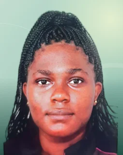 Profilfoto von Gwladys aus Kaiserslautern. Berufswunsch: Bürohelfer/in und Lagerhelfer/in. Branche: Events, Messen, Promotion und Logistik, Transport, Verkehr.