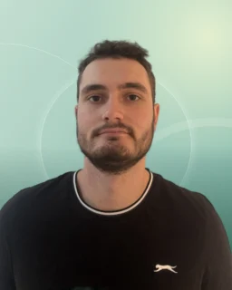 Profilfoto von Yevhenii aus Wedel. Berufswunsch: Lieferfahrer/in. Branche: Logistik, Transport, Verkehr.