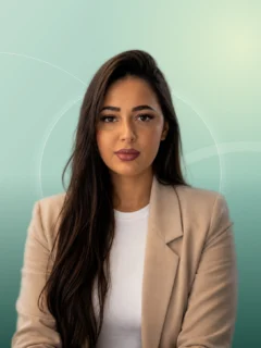 Profilfoto von Yagmur aus Recklinghausen. Berufswunsch: Alltagshelfer/in und Catering-Hostess / Host. Branche: Beratung, Consulting und Events, Messen, Promotion.