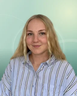 Profilfoto von Samira aus Ozero Shybyndy. Berufswunsch: Helfer/in - Verkauf und Sozialpädagoge/pädagogin. Branche: Bildung, Pädagogik und Verkauf, Handel.