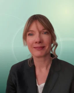 Profilfoto von Kirsten aus Saarbrücken. Berufswunsch: Archivar/in und Assistenz der Geschäftsführung. Branche: Wirtschaft, Sekretariat.
