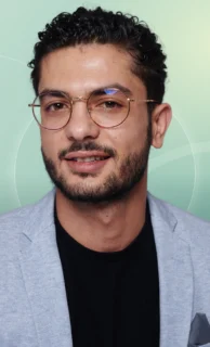 Profilfoto von Ahmad aus Dresden. Berufswunsch: Hotelempfang/-rezeption und Kellner/in. Branche: Verkauf, Handel.