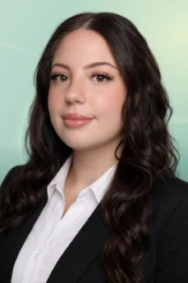 Profilfoto von Samira aus Trier. Berufswunsch: Sachbearbeiter/in. Branche: Wirtschaft, Sekretariat.