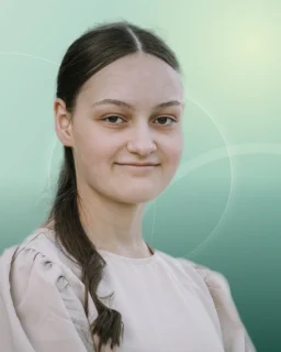 Profilfoto von Sarina aus Northeim. Berufswunsch: Bürohelfer/in und Haushaltshilfe. Branche: Haushalt, Babysitting.