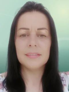 Profilfoto von Gabriela aus Schmelz. Berufswunsch: Fertigungsmitarbeiter/in. Branche: Logistik, Transport, Verkehr und Produktion, Fertigung.