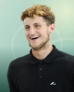 Profilfoto von Merlin aus Stuttgart. Berufswunsch: Barkeeper/in. Branche: Gastronomie, Hotellerie, Tourismus.