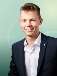 Profilfoto von Leo aus Großenried. Berufswunsch: Bankkaufmann/­frau und Betriebswirt/in - Finanzen und Investment. Branche: Finanzen, Buchhaltung.