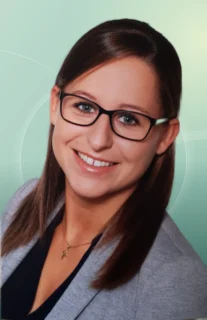 Profilfoto von Lisa aus Bedburg. Berufswunsch: Bürohelfer/in und Kassierer/in. Branche: Kundenservice und Lebensmittel, Getränke.