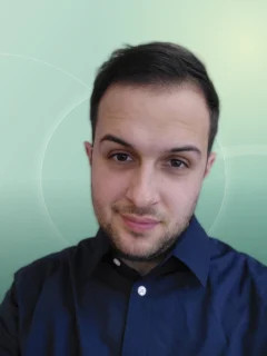 Profilfoto von Lukas aus Fürth. Berufswunsch: Fachlagerist/in und Kommissionierer/in. Branche: Design, Musik, Tanz, Schauspiel.