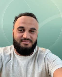 Profilfoto von Blerim aus Würzburg. Berufswunsch: Ingenieur/in – Verpackungstechnik. Branche: Logistik, Transport, Verkehr.