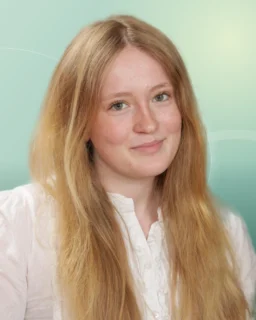Profilfoto von Jule aus Kaltenkirchen. Berufswunsch: Helfer/in - Verkauf. Branche: Events, Messen, Promotion und Gastronomie, Hotellerie, Tourismus.