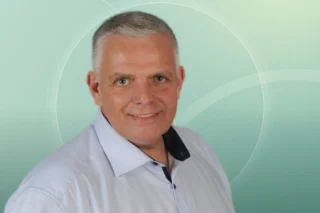 Profilfoto von Klaus aus Korschenbroich. Berufswunsch: Assistent/in – Technische Kommunikation und Dokumentation und Alltagshelfer/in. Branche: Elektronik.