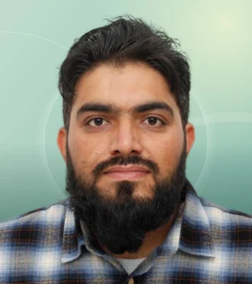 Profilfoto von Adalat aus Vreden. Berufswunsch: Fahrer/in und Paketzusteller/in. Branche: Logistik, Transport, Verkehr.