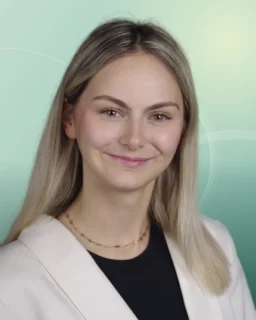 Profilfoto von Sophie aus Essen. Berufswunsch: Callcenter Agent/in. Branche: Kundenservice.