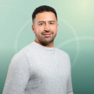 Profilfoto von Fardin aus Tornesch. Berufswunsch: Gastronomische/r Assistent/in und Straßenbauer/in. Branche: Gastronomie, Hotellerie, Tourismus.