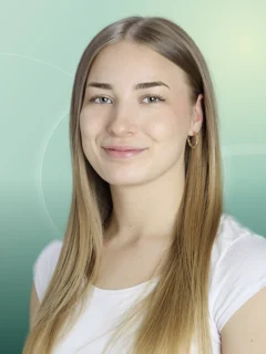 Profilfoto von Victoria aus Marbach am Neckar. Berufswunsch: Personalentwickler/in und Reinigungskraft. Branche: Bildung, Pädagogik und Lebensmittel, Getränke.