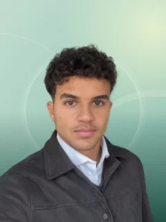 Profilfoto von Adil aus Nürnberg. Berufswunsch: Produktgestalter/in – Textil. Branche: Beratung, Consulting und Design, Musik, Tanz, Schauspiel.