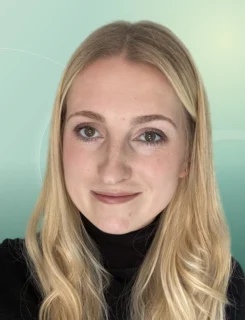 Profilfoto von Laura aus Taufkirchen. Berufswunsch: Assistent/in – Hotelmanagement und Barista. Branche: Events, Messen, Promotion und Gastronomie, Hotellerie, Tourismus.