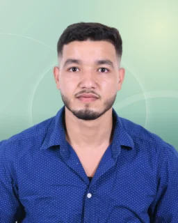 Profilfoto von Ayoub aus Tomerdingen. Berufswunsch: Bürohelfer/in. Branche: Kundenservice.