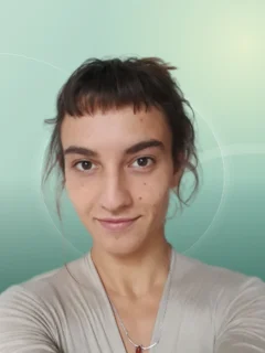 Profilfoto von Lillii aus Konstanz. Berufswunsch: Dolmetscher/in / Übersetzer/in und Fremdsprachenkorrespondent/in. Branche: Beratung, Consulting und Bildung, Pädagogik.