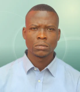 Profilfoto von Israel. Berufswunsch: Account-Manager/in und Fachkraft – Logistik/Materialwirtschaft. Branche: Logistik, Transport, Verkehr und Management.