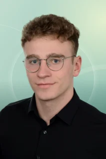 Profilfoto von Maximilian aus Nürnberg. Berufswunsch: Empfangs-Hostess / Host und Eventhelfer/in. Branche: Beratung, Consulting und Events, Messen, Promotion.