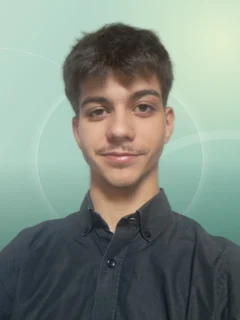 Profilfoto von Enzo aus Aachen. Berufswunsch: Abfüller/in und Helfer/in. Branche: Logistik, Transport, Verkehr und Produktion, Fertigung.