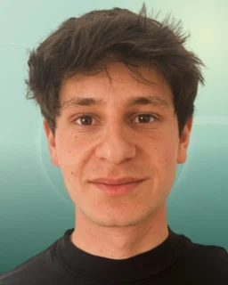Profilfoto von Enea aus Lüneburg. Berufswunsch: Paketzusteller/in. Branche: Logistik, Transport, Verkehr.