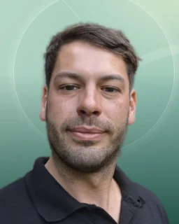 Profilfoto von Marcel aus Haigerloch. Berufswunsch: Fitnessberater/in und Fitnesstrainer/in. Branche: Design, Musik, Tanz, Schauspiel.