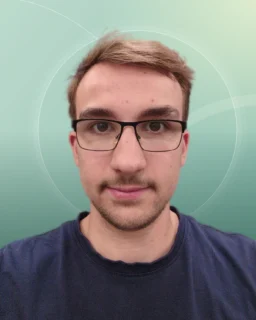 Profilfoto von Lukas aus Plattling. Berufswunsch: Verkaufsberater/in und 3D-Designer/in. Branche: Verkauf, Handel.