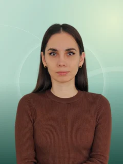 Profilfoto von Elena aus Heroldsbach. Berufswunsch: Bürohelfer/in. Branche: Schutz, Ordnung, Sicherheit und Sales, Vertrieb.