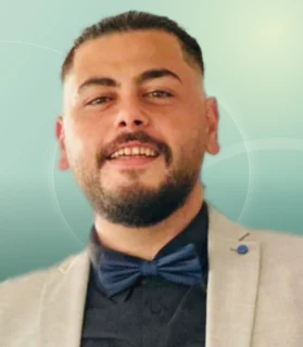 Profilfoto von Houssam aus Saarbrücken. Berufswunsch: Lieferfahrer/in. Branche: Logistik, Transport, Verkehr.