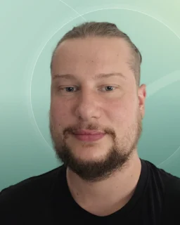Profilfoto von Tobias aus Waldstetten. Berufswunsch: Fitnesstrainer/in. Branche: Metall, Maschinenbau und Schutz, Ordnung, Sicherheit.