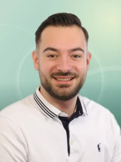 Profilfoto von Leon aus Lauda. Berufswunsch: Kaufmann/-frau – Groß- und Außenhandelsmanagement (Außenhandel). Branche: Verkauf, Handel.