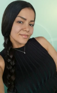 Profilfoto von Schirin aus Reutlingen. Berufswunsch: Thekenkraft. Branche: Medizintechnik, Reha, Sport, Bewegung.