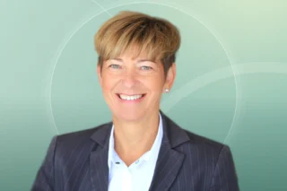 Profilfoto von Monika aus Fürth. Berufswunsch: Kaufmann/-frau – Büromanagement. Branche: Finanzen, Buchhaltung und Kundenservice.