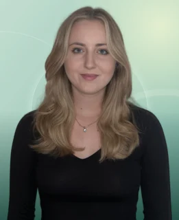 Profilfoto von Emma aus Erlangen. Berufswunsch: Bürohelfer/in. Branche: Kundenservice und Medizin, Psychologie, Pflege.